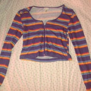 Long sleeve crop top